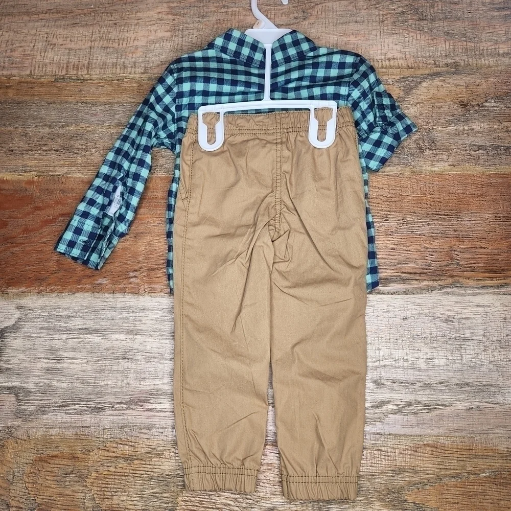 New Carter's Plaid Pants Set. Size 2T